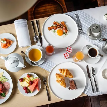 Hotel Romantik Zur Schwane 4*
